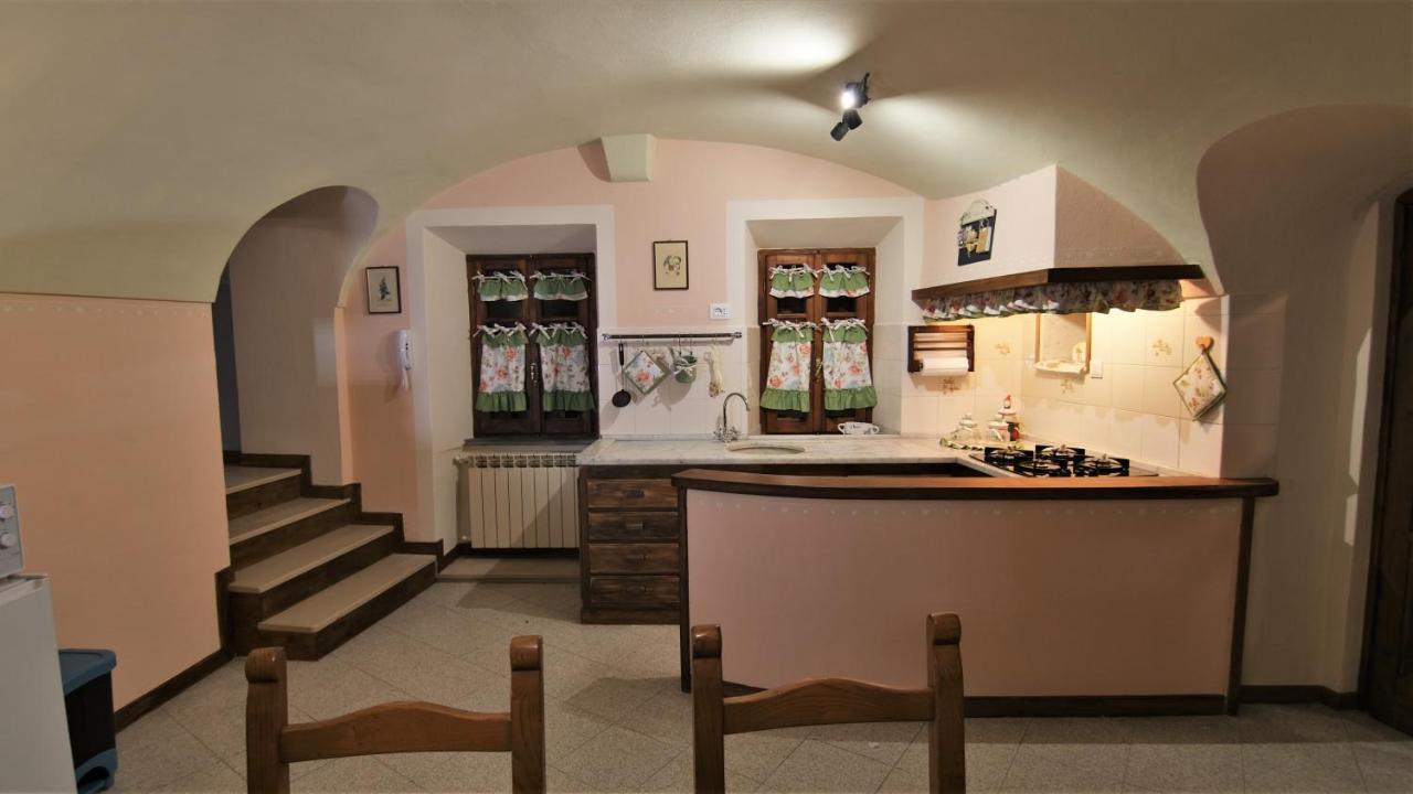 La Casina Dei Cuori Di Nonna Miglia Villa Pallerone Exterior photo