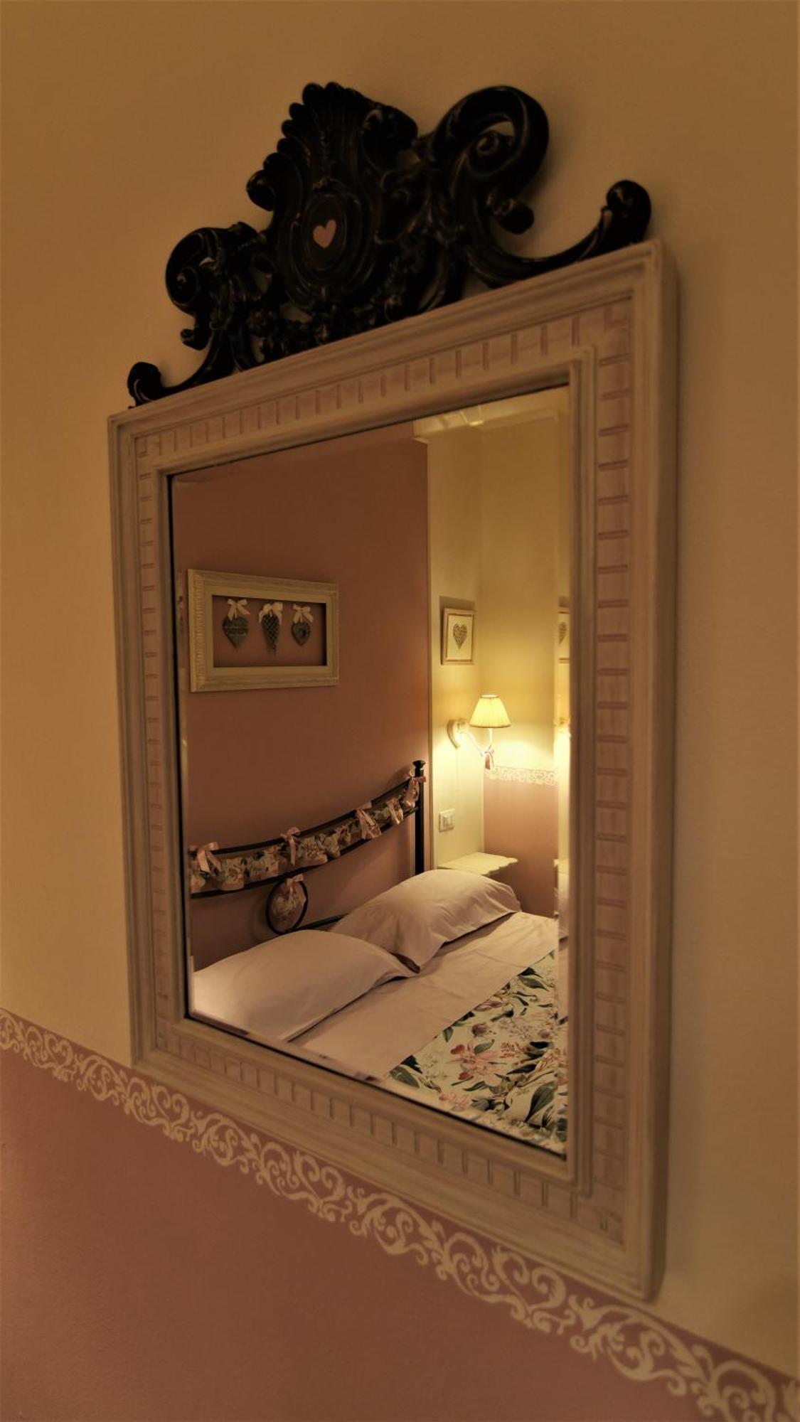 La Casina Dei Cuori Di Nonna Miglia Villa Pallerone Exterior photo