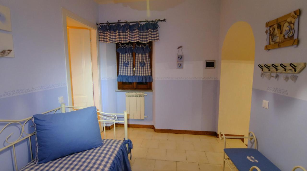 La Casina Dei Cuori Di Nonna Miglia Villa Pallerone Exterior photo